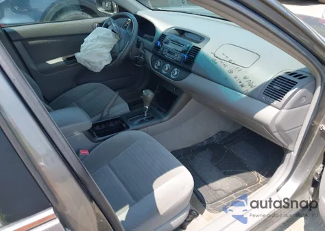 2005 Toyota Camry Le из США, поврежденный, VIN 4T1BE32K15U559014